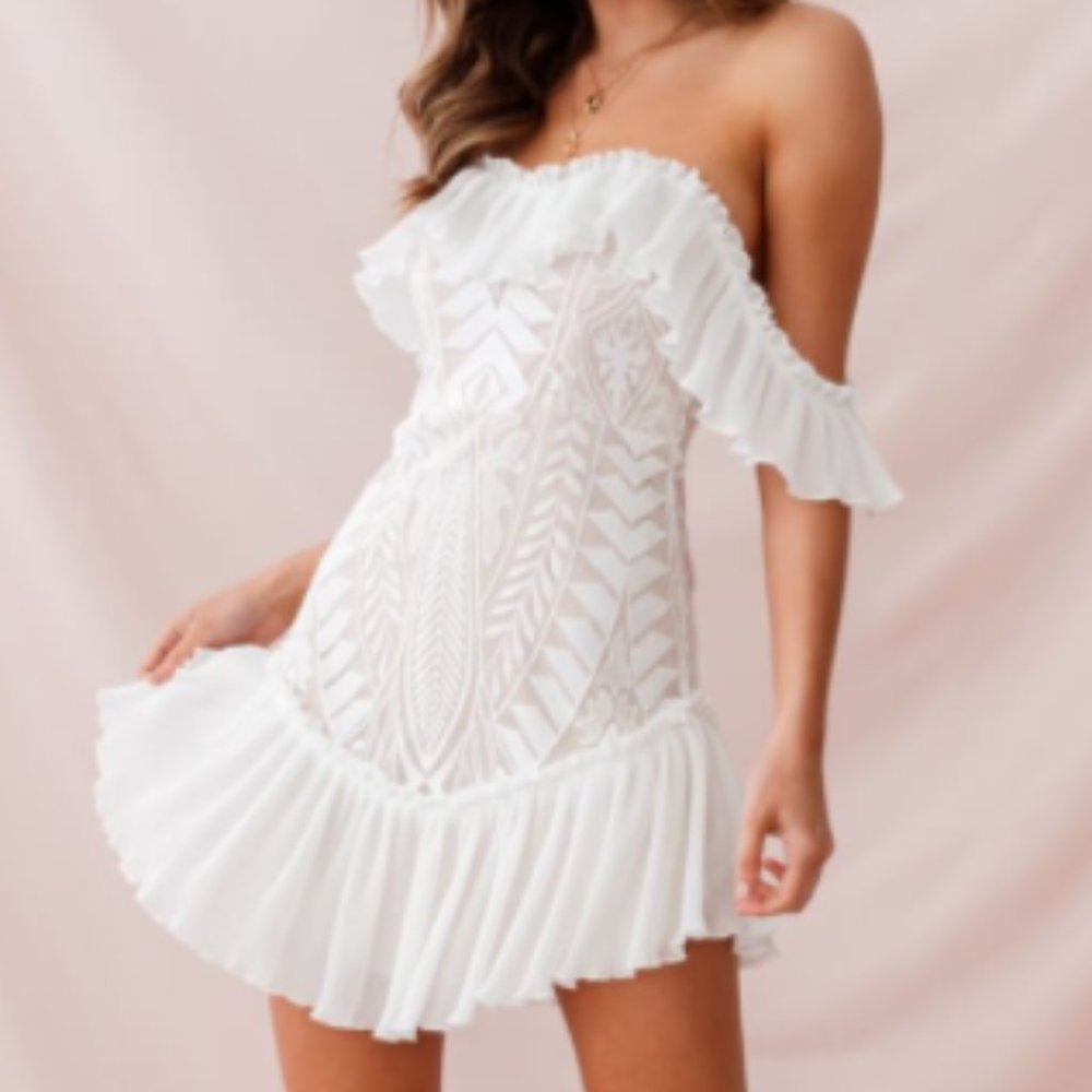 Dreamy Off-Shoulder Mini Dress White